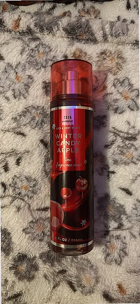 Bath & Body Works Winter Candy Apple Fine Fragrance Mist 8 fl oz for Women