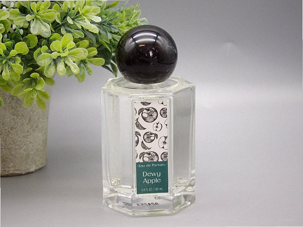 Tru Fragrance Dewy Apple Eau De Parfum Spray 3.4 oz New Without Box
